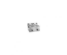 Friggitrice Elettrica Da banco doppia AMK con rubinetto Capacità Vasca 8 + 8 Litri Capacità olio Lt 6 + 6 Potenza: 3250 + 3250 W Dimensioni L62x43x35.5h Modello FE88R