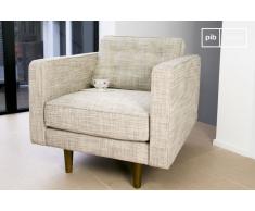 Poltrona Svendsen beige in stile nordico