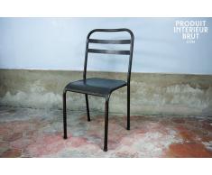 Sedia accatastabile in stile vintage