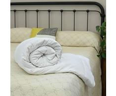 Silk Bedding Direct Piumoni Riempiti Mix di Seta da Gelso/Microfibra Seta Sintetica. Utilizzo Estivo. Letto King-Size. 260cm X 220cm. Anallergico. Prezzo Basso di Vendita