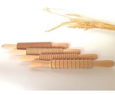 Kit 4 Mattarelli Taglia pasta in faggio. Cod. KIT/MATTARELLI