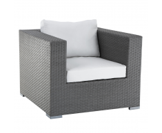 Sedia poltrona da giardino in rattan grigio con cuscini bianchi MAESTRO