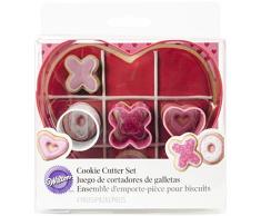 Wilton Tagliapasta Gioco Tris e Cuore, Acciaio, Rosso Scuro, Set 4 Pezzi