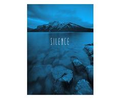 Komar - Quadro da Parete Word Lake Silence Blue, per Soggiorno, Camera da Letto, Decorazione, Stampa Senza Cornice, Disponibile in 3 Misure, Blau, WeiÃ, Schwarz, P085C-30x40