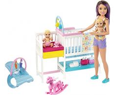 Barbie- Nurserie Skipper Playset, Bambola con Bambolotti, Lettino, Fasciatoio e Tanti Accessori, per Bambini 3+ Anni, Multicolore, GFL38