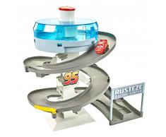 Cars 3 Playset per Mini Racers con Pista da Corsa a Spirale, Include Una Macchinina di Saetta McQueen, Giocattolo per Bambini di 4 + Anni, FYN86