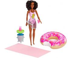 Barbie- Bambola Mora Pronta per la Festa in Piscina, con Accessori, Giocattolo per Bambini 3+ Anni, Multicolore, GHT21